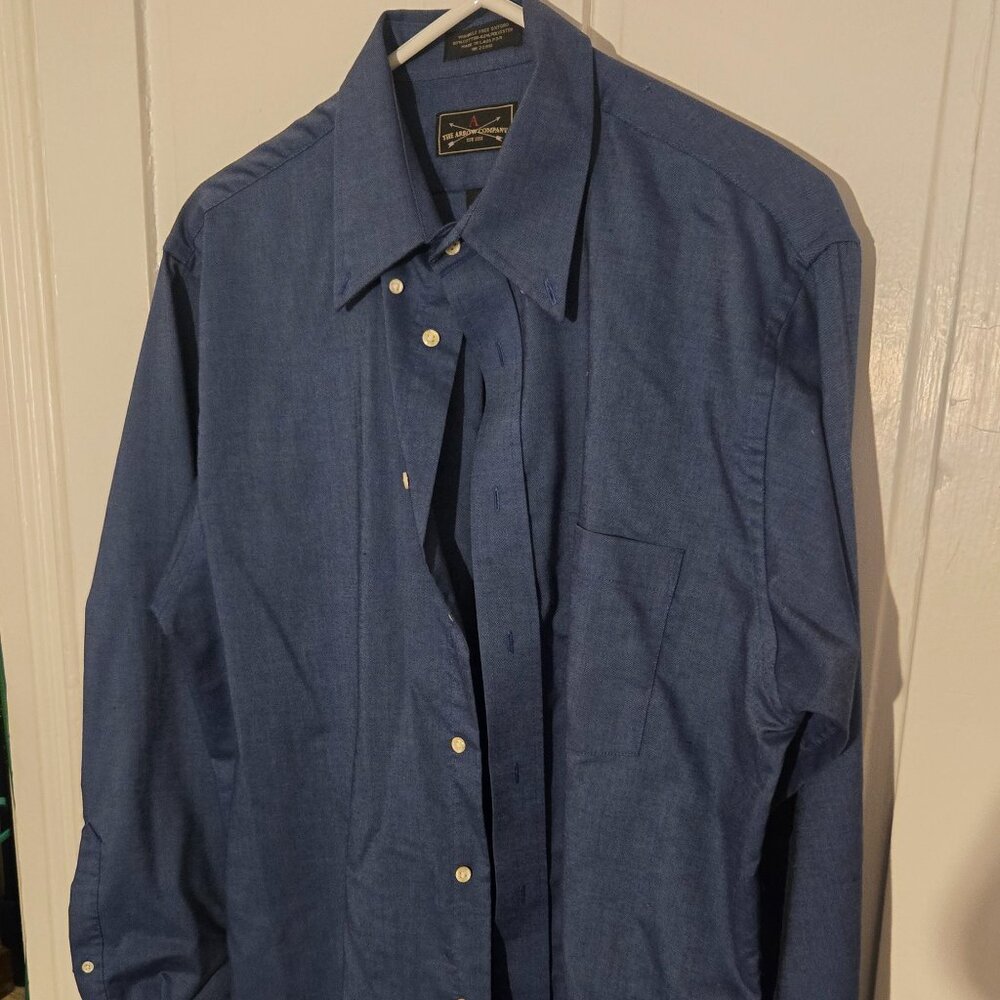 Mens long sleeve button fown shirt